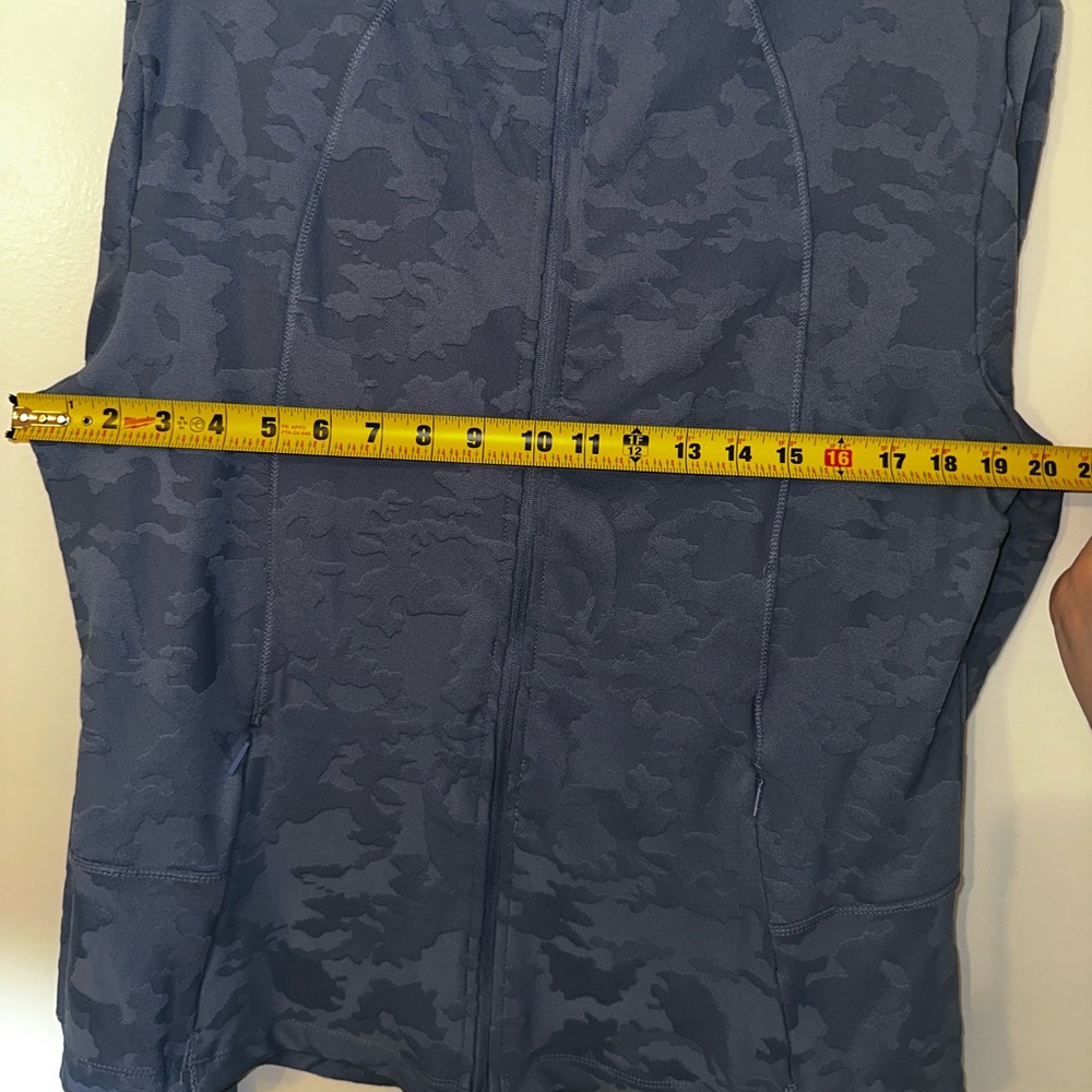 Spyder Women's Embossed Camo Full Zip Active Jacket XL - Picture 13 of 15